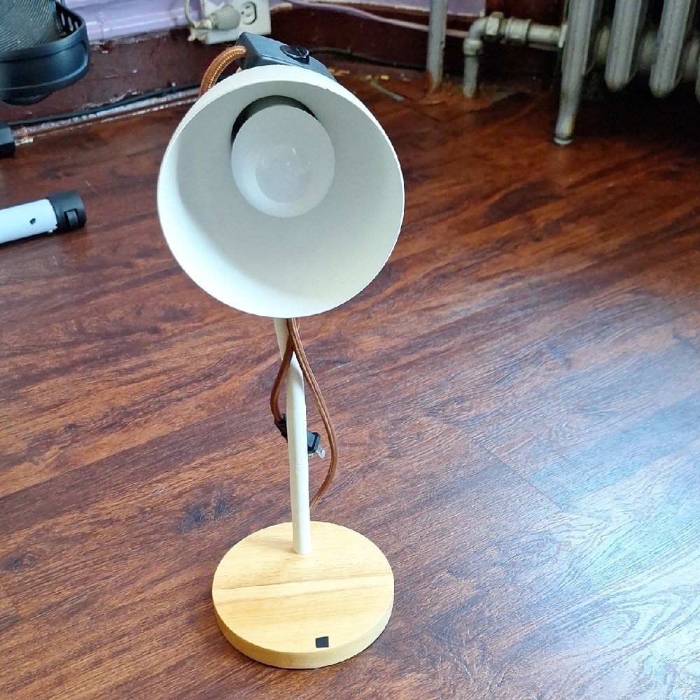 Chic White and Wood Table Lamp